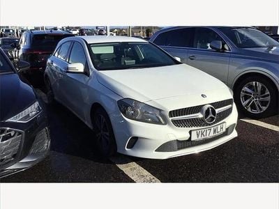 Used Mercedes A160 SE 101 HP (74 kW) 2017 White Hatchback