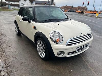 White Used 2007 Mini Cooper Hatch Hatchback | £1,625