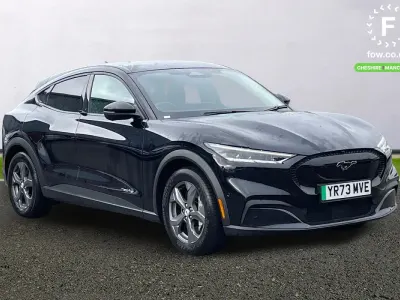 Used Ford Mustang Select 269 HP (197 kW) 2023 Black Hatchback