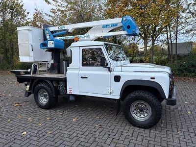 White Used 2015 Land Rover Defender Pickup | £22,450 (Expensive)