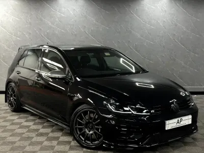 Used VW Golf VII R 310 HP (228 kW) 2017 Black Hatchback