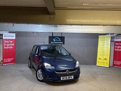 Used Vauxhall Corsa Design Edition 90 HP (66 kW) 2016 Blue Hatchback