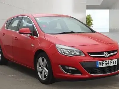 Used Vauxhall Astra SRi 165 HP (121 kW) 2014 Red Hatchback