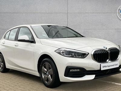 Used BMW 118 Comfort Edition 136 HP (100 kW) 2023 White Hatchback