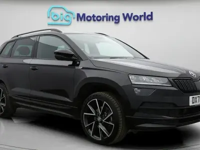 Używany Skoda Karoq SportLine 190 KM (139 kW) 2021 Czarny SUV
