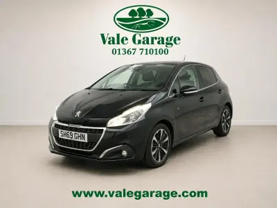 Used Peugeot 208 2019 Black Hatchback