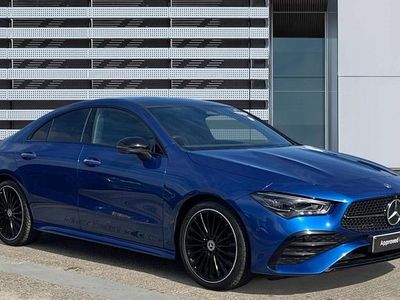 Begagnad Mercedes CLA180 AMG Line Premium Plus 136 HK (100 kW) 2022 Sedan