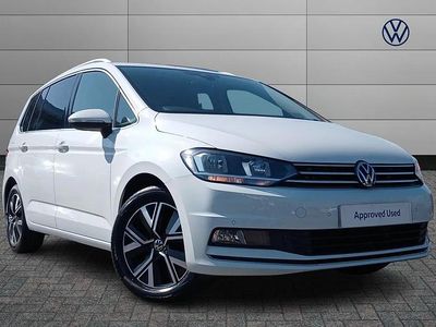 Used VW Touran SEL 150 HP (110 kW) 2023 White MPV