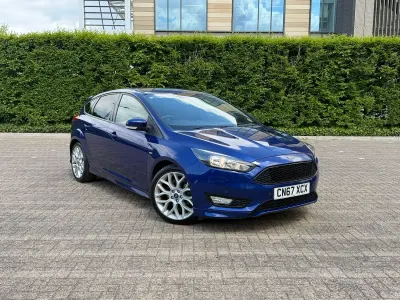 Used Ford Focus ST-Line 125 HP (91 kW) 2017 Blue Hatchback
