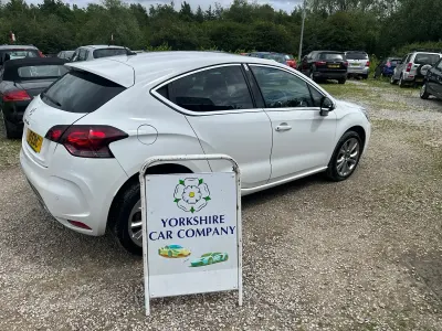 Used Citroën DS4 115 HP (84 kW) 2015 White Hatchback