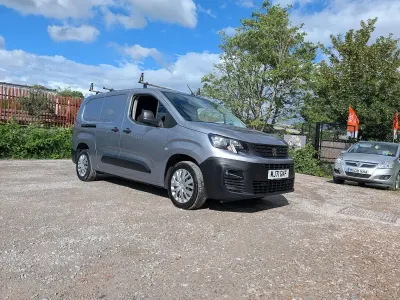 Used Peugeot Partner Premium 131 HP (96 kW) 2021 Grey MPV