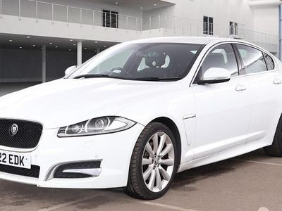 Used Jaguar XF S 200 HP (147 kW) 2013 White Sedan
