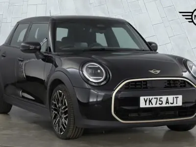 Used Mini Cooper Exclusive 114 kW (156 HP) 2026 Black Hatchback
