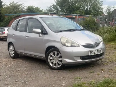 Used Honda Jazz SE 83 HP (61 kW) 2007 Silver Hatchback