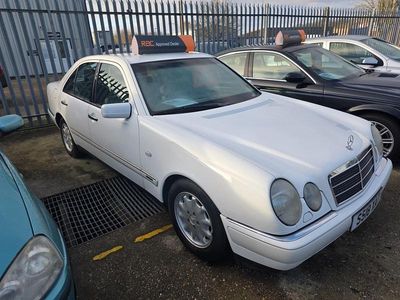 Used Mercedes E200 Elegance 1998 White Sedan