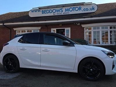 Used Vauxhall Corsa 128 HP (94 kW) 2023 White Hatchback