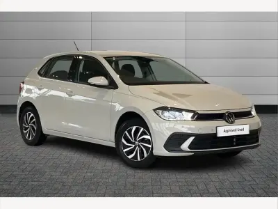 Used VW Polo Life 95 HP (69 kW) 2024 Ascot grey Hatchback