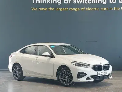 Usado BMW 218 Sport Line 136 CV (100 kW) 2023 Blanco Coupe