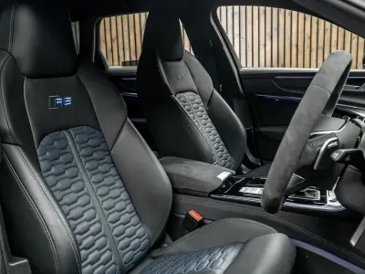 Usado Audi RS6 Performance 2023 Cinzento Carrinha