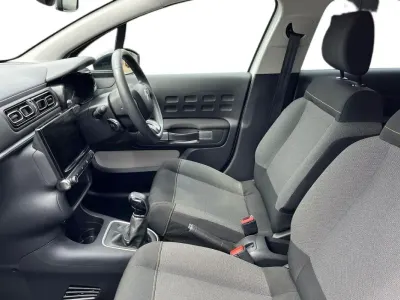 Begagnad Citroën C3 PureTech 83 HK (61 kW) 2023 Vit Halvkombi