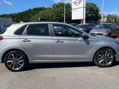 Used Hyundai i30 Premium 120 HP (88 kW) 2023 Platinum silver Hatchback