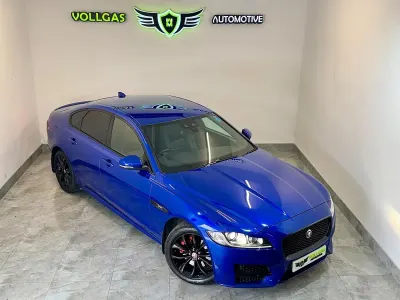 Used Jaguar XF R-Sport 180 HP (132 kW) 2016 Blue Sedan