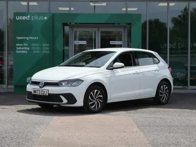 Used VW Polo Life 95 HP (69 kW) 2023 White Hatchback