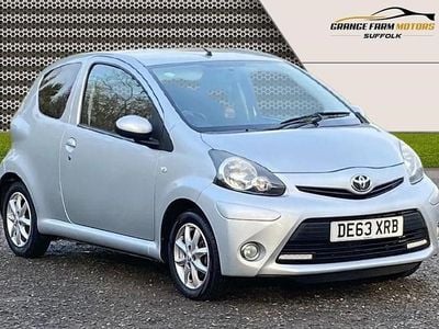Silver Used 2013 Toyota Aygo Hatchback | £2,995 (Fair price)