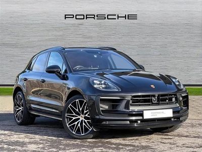 Black Used 2022 Porsche Macan S SUV | £49,950 (Expensive)