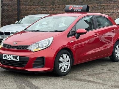 Used Kia Rio Air 2015 Red Hatchback