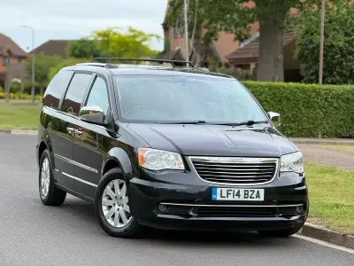 Used Chrysler Grand Voyager Limited 2014 Black MPV