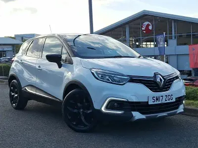 Used Renault Captur Signature 120 HP (88 kW) 2017 White SUV