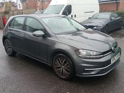 Used VW Golf VII SE 125 HP (91 kW) 2017 Grey Hatchback