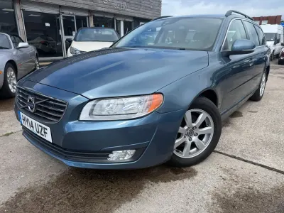 Used Volvo V70 Business Edition 115 HP (84 kW) 2014 Blue Estate