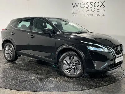 Begagnad Nissan Qashqai Acenta Premium 158 HK (116 kW) 2023 SUV