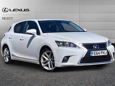 Used Lexus CT200h 136 HP (100 kW) 2014 White Hatchback