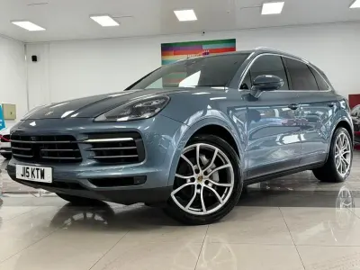 Begagnad Porsche Cayenne 340 HK (250 kW) 2018 Blå SUV