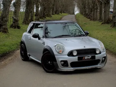 Usado Mini Cooper Hatch 2009 Prateado Citadino