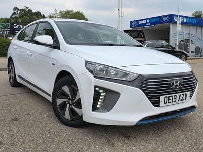 Begagnad Hyundai Ioniq SE 141 HK (103 kW) 2019 Vit Halvkombi