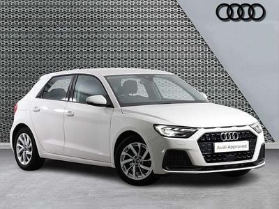 Begagnad Audi A1 Sport 108 HK (79 kW) 2023 Vit SUV