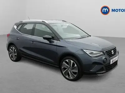Begagnad Seat Arona FR Sport 116 HK (85 kW) 2025 Grå SUV