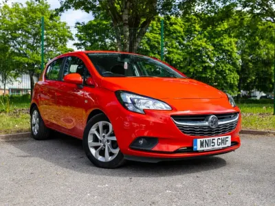 Używany Vauxhall Corsa Excite 2015 Czerwony Hatchback