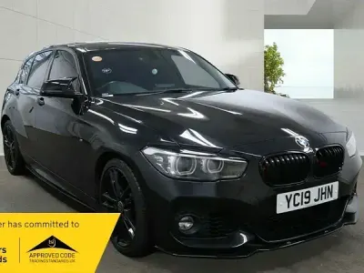 Używany BMW 118 M Sport 2019 Czarny Hatchback
