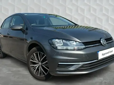 Used VW Golf VII SE 125 HP (91 kW) 2018 Grey Hatchback