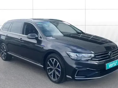 Used VW Passat GTE 218 HP (160 kW) 2023 Grey Estate