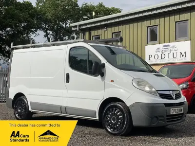 Used Vauxhall Vivaro 90 HP (66 kW) 2012 White MPV