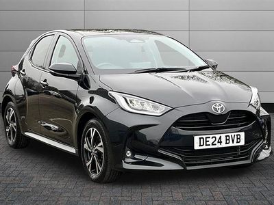 Used Toyota Yaris Hybrid Design 116 HP (85 kW) 2024 Black Hatchback