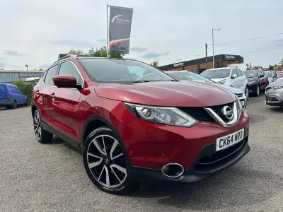 Used Nissan Qashqai Tekna 2014 Red SUV