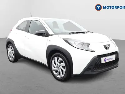 Używany Toyota Aygo X PURE 2023 Biały SUV