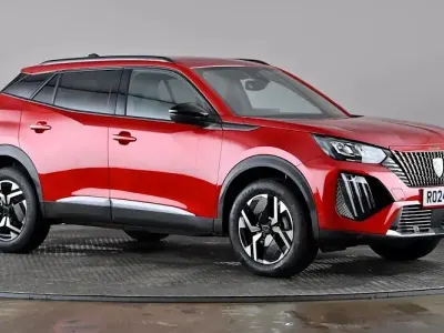 Used Peugeot 2008 Allure 131 HP (96 kW) 2024 Red SUV